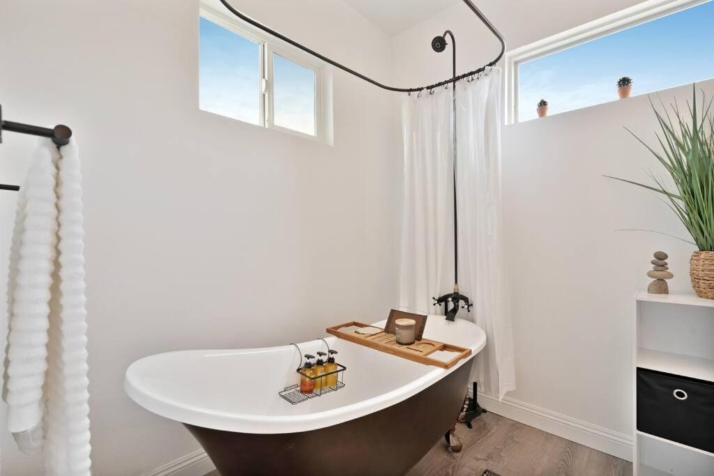 Beautiful Newly Remodeled Home, Near Jt Park Joshua Tree Luaran gambar
